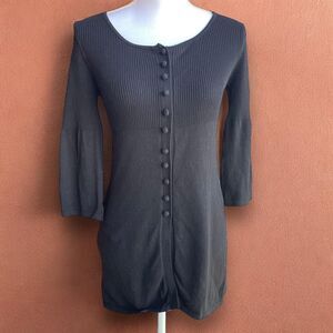 Bcbgmaxazria Women's Black 3/4 Sleeve Babydoll Top with Flared Sleeves